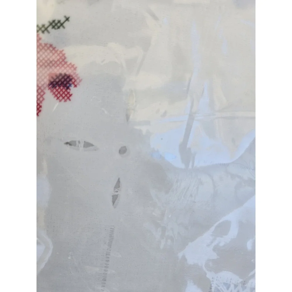 Vintage Floral Vinyl Tablecloth 60x90 White‎ Lace Farmhouse Cottagecore